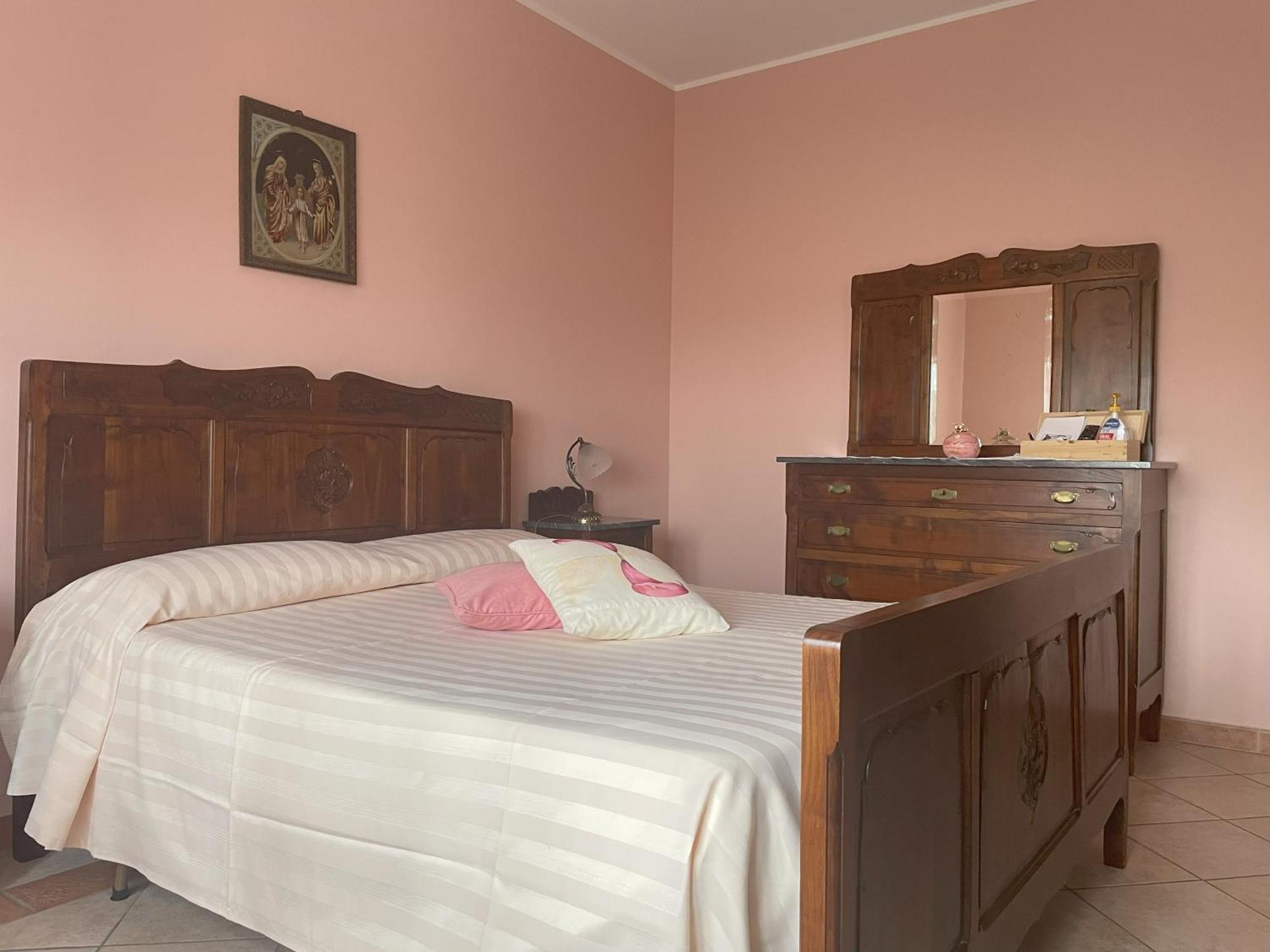 Agriturismo Finestre Di Langa Trezzo Tinella Eksteriør bilde