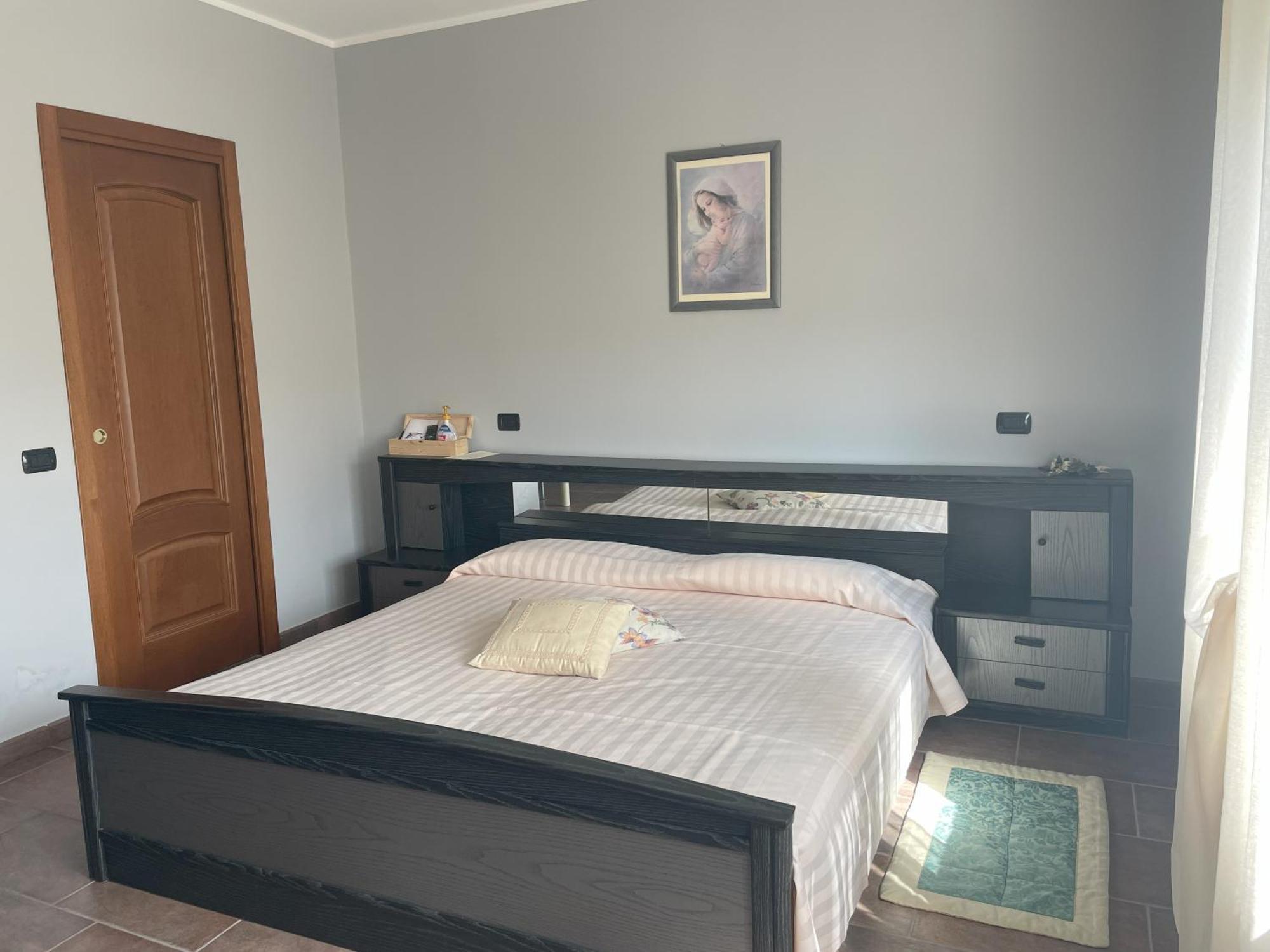 Agriturismo Finestre Di Langa Trezzo Tinella Eksteriør bilde